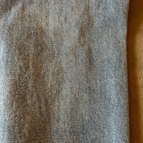 Almost Famous Boyfriend Distressed Jeans Sz 3 NWT - Picture 2 of 11